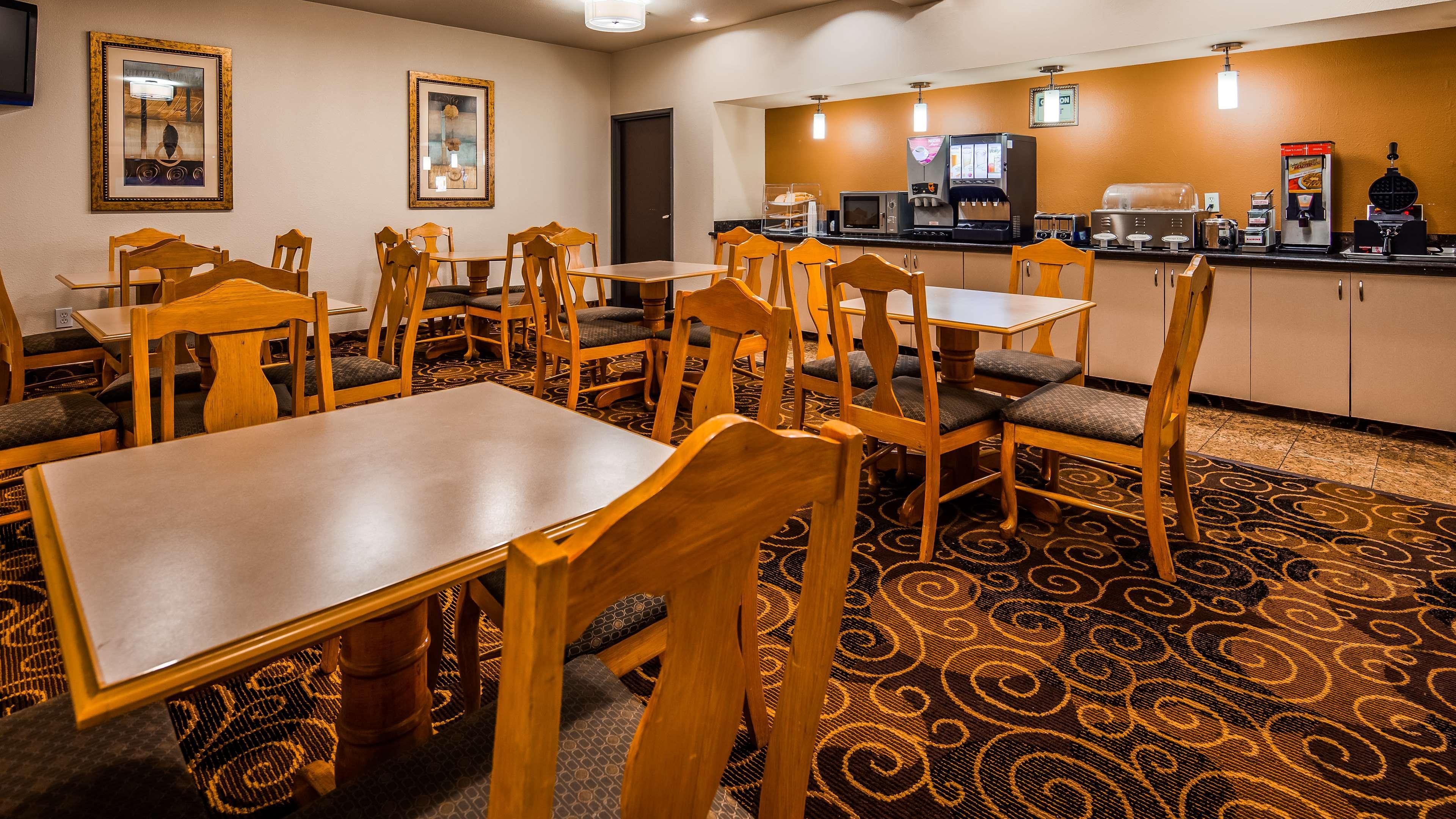 Best Western Northwest Inn Dallas Exterior photo